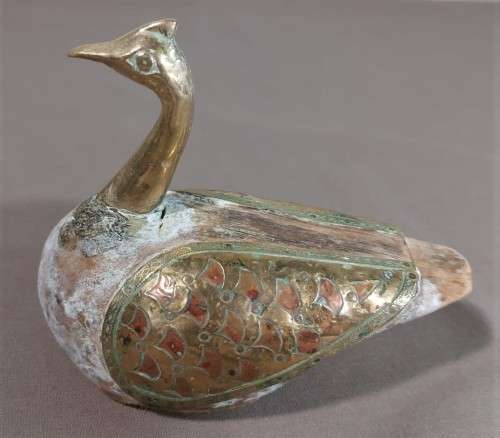 VINTAGE PAIR OF HANDCRAFTED WOODEN DUCKS WITH BRASS NECK AND WINGS AND COPPER TRIM