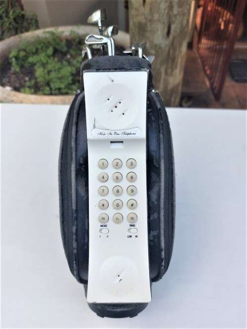 HOLE IN ONE MINIATURE (25CM HIGH) GOLF BAG PHONE WITH CLUBS AND WHEELS