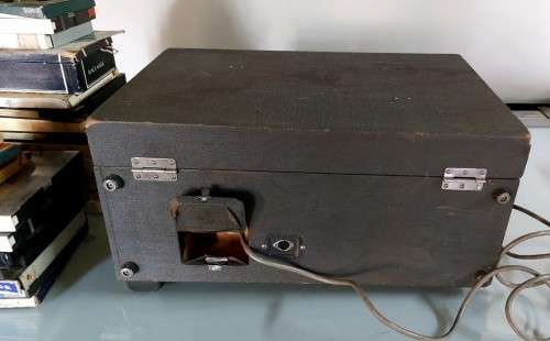 VINTAGE 1963 AKAI JAPAN M-8 REEL TO REEL TAPE RECORDER WORKING WITH A BUNCH (11KG) OF MAGNETIC TAPES