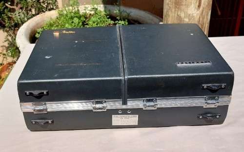 ICONIC 1968 NATIONAL JAPAN PORTABLE SUITCASE FM-AM RADIO RECORD PLAYER SG-760F  RADIO WORKING GREAT