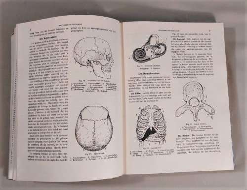 DIE AFRIKAANSE HUISDOKTER  3 BOEKDELE  UITGAWE 1965