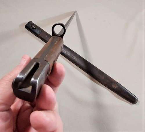 WW1 WILKINSON PALL MALL 1907 PATTERN BAYONET 55CM LONG LEATHER SCABBARD WARTIME PRODUCTION DATE 1915