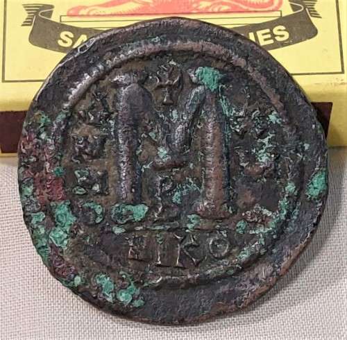 BRONZE FOLLIS OF JUSTINIAN 1 THE GREAT (EMPEROR 527-465 AD) LARGE EARLY YEAR 15 (542AD) BYZANTINE