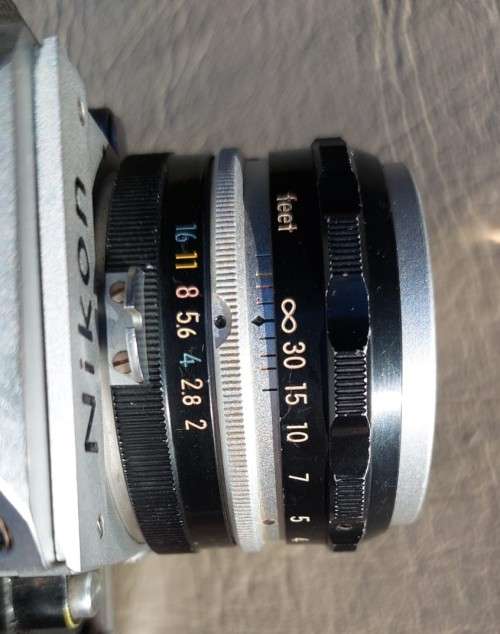 NIKON F 1963 SLR CAMERA (SERIAL 6524881) WITH NIKKOR-S AUTO 50MM LENS (SERIAL 574106) WORKING!