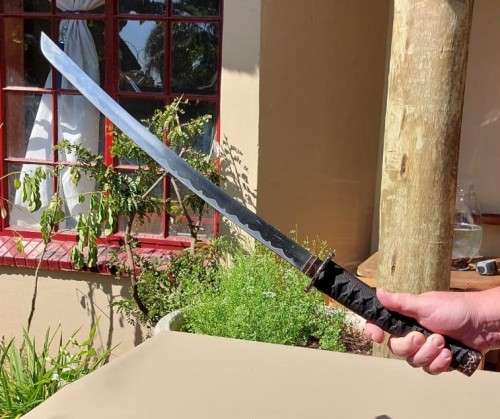 SAMURAI WAKIZASHI SWORD WITH DRAGON MOTIF DECORATED GUARD AND SCABBARD - 80CM LONG