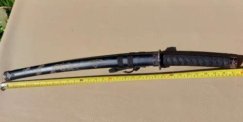 SAMURAI WAKIZASHI SWORD WITH DRAGON MOTIF DECORATED GUARD AND SCABBARD - 80CM LONG