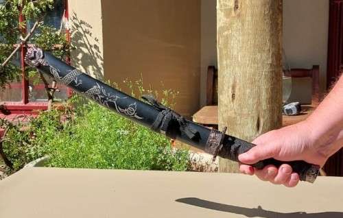 SAMURAI TANTO DAGGER/SWORD WITH DRAGON DECORATED GUARD AND SCABBARD WELL MADE 54CM LONG