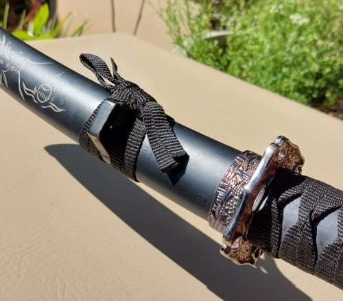SAMURAI TANTO DAGGER/SWORD WITH DRAGON DECORATED GUARD AND SCABBARD WELL MADE 54CM LONG