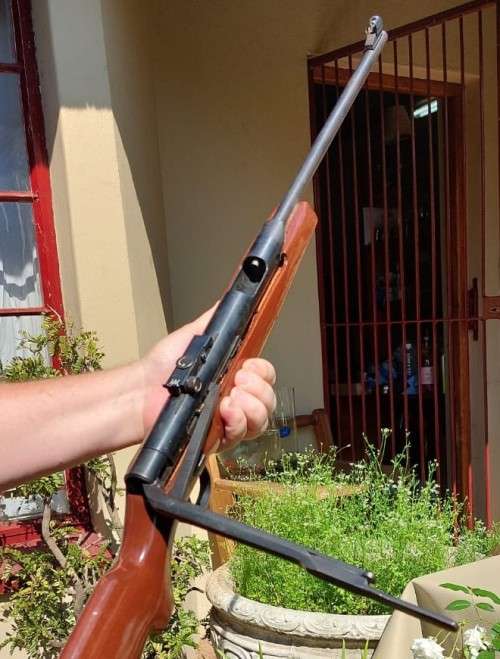 UNUSUAL AND RARELY SEEN TS-45 SIDELEVER AIR RIFLE - VINTAGE 1980s CHINESE 4.5MM CAL AIR RIFLE