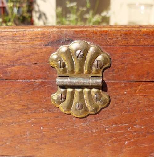 VINTAGE LANCASTER OR PARKER HALE OAK SHOTGUN CASE WITH EAGLE LOCKS AND A NICE SMELL OF GUN OIL