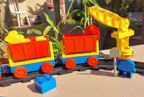 VINTAGE 1983 ORIGINAL LEGO DUPLO TRAIN SET 2700