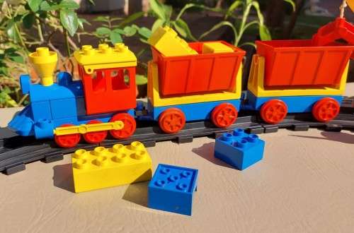 VINTAGE 1983 ORIGINAL LEGO DUPLO TRAIN SET 2700