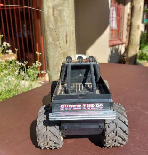 RARE VINTAGE DIGITCON 4x4 TURBO WINCH RC CAR FROM 1991 WORKING HEADLIGHTS NO TRANSMITTER