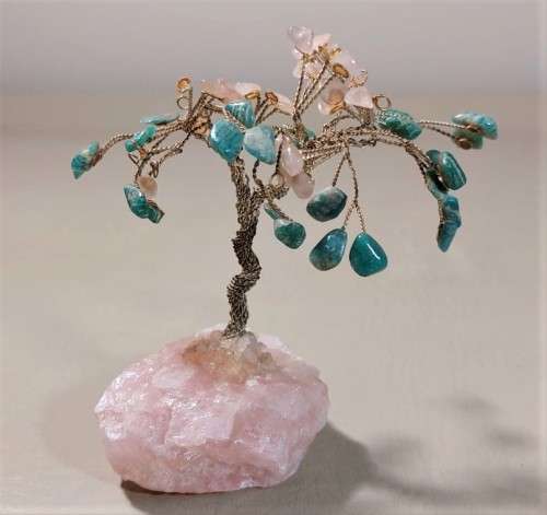 AVENTURINE AND ROSE QUARTZ GEMSTONE LEAF BONSAI TREE WITH BRASS TREE TRUNK AND BRANCHES
