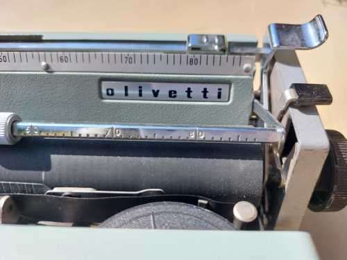 OLIMPIA LETTERA 32 TYPEWRITER  - WORKING! - WITH LOTS OF EXTRAS!  - THE GODFATHERS TYPEWRITER