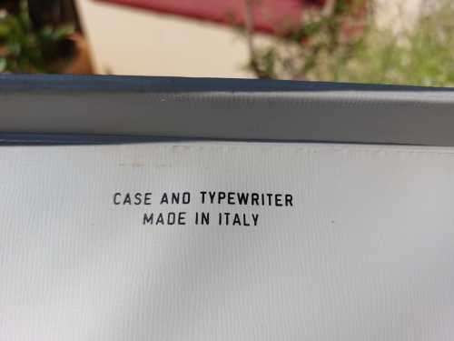 OLIMPIA LETTERA 32 TYPEWRITER  - WORKING! - WITH LOTS OF EXTRAS!  - THE GODFATHERS TYPEWRITER