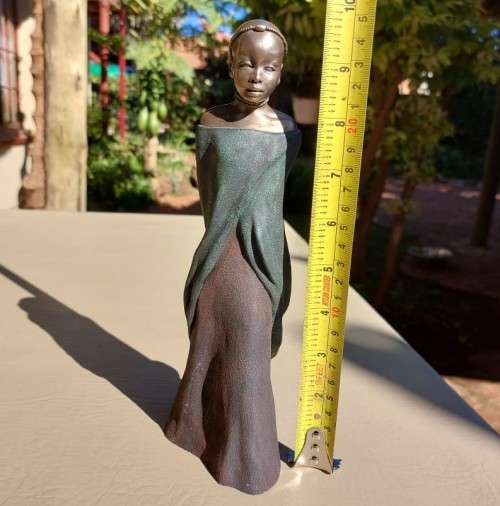 SOUL JOURNEYS MAASAI `DELILA` COLD-CAST BRONZE RESIN FIGURINE 24CM HIGH