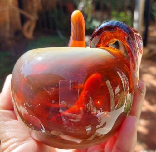 PAIR OF UKRANIAN ART GLASS APPLES EACH UNIQUE AND HANDMADE
