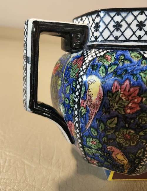 ANTIQUE 100 YEARS OLD ROYAL DOULTON WATER JUG IN THE PERSIAN CHINTZ PARROT BIRDS PATTERN D4031