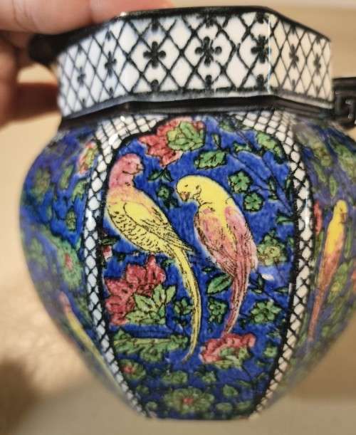 ANTIQUE 100 YEARS OLD ROYAL DOULTON WATER JUG IN THE PERSIAN CHINTZ PARROT BIRDS PATTERN D4031