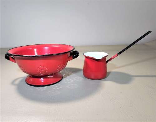 RED 1960S HUTA SILESIA POLAND (BOILER POT LOGO) ENAMEL COLANDER BOWL AND MILK POT