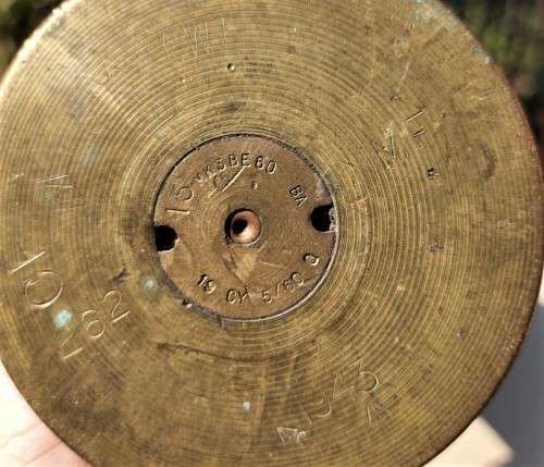 WORLD WAR 2 1943 STAMPED 57MM CALIBRE BRITISH TANK GUN SHELL CASING WITH PRIMER