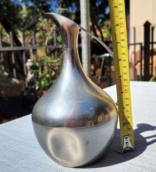 METAWA HOLLAND BELLY SHAPED PEWTER BUD VASE FROM THE 1960S