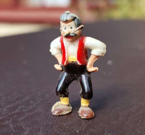 MARX DISNEYKINS FIGURINES FROM THE 1960S - SCARCE GROUP OF 15 INCLUDING SNOW WHITE AND 7 DWARFS