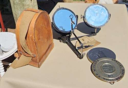 WORLD WAR 2 BRITISH 1943 HELIOGRAPH MK V - 5 INCH SIGNAL MIRROR BOX SET IN LEATHER CASE