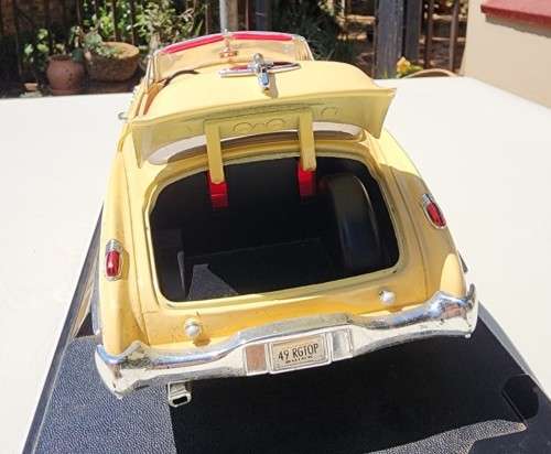 TIMELESS CLASSIC 1949 BUICK ROADMASTER CONVERTIBLE BEIGE CREAM 1:18 SCALE DIECAST CAR MODEL
