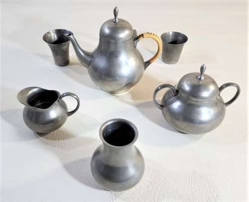 VINTAGE C KURZ and CO TIEL HOLLAND PEWTER TEASET AND VASE WITH TYPED LETTER BY COMPANY