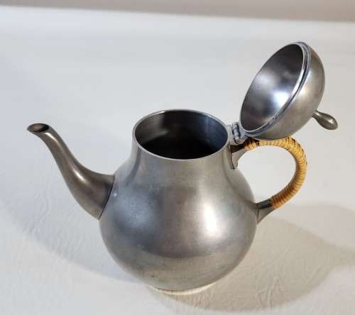 VINTAGE C KURZ and CO TIEL HOLLAND PEWTER TEASET AND VASE WITH TYPED LETTER BY COMPANY