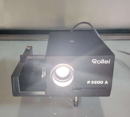 VINTAGE GERMAN ROLLEI P3200A SLIDE PROJECTOR - WORKING - IN BOX WITH REMOTE