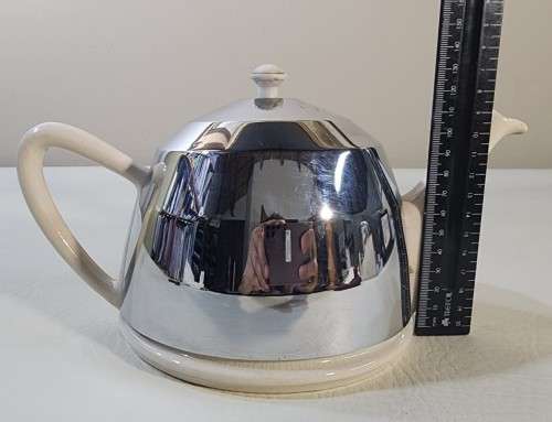 VINTAGE HEAT-RITE CHROME AND CERAMIC INSULATED TEAPOT