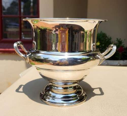 ENGLISH SILVERPLATED TROPHY SHAPED CHAMPAGNE COOLER LARGE 25CM WIDE VINTAGE