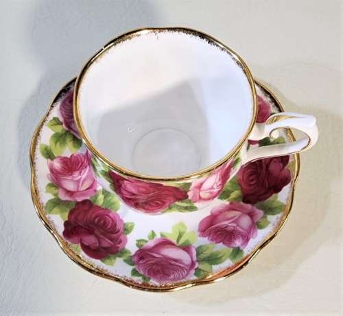 ROYAL ALBERT VINTAGE 1945-1970S OLD ENGLISH ROSE DISCONTINUED PATTERN CUP AND SAUCER DUO 2ND OF 2