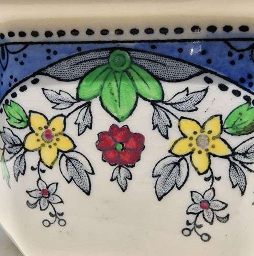 ROYAL DOULTON ENGLAND GRAVY BOAT WITH SPIL TRAY HAND PAINTED DRAYCOT PATTERN D4635 (1926-19??)