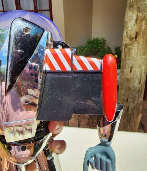 I COME IN PEACE A FIRST GEN 1995 INTERGALACTIC BUZZ LIGHTYEAR TOY STORY VINTAGE TOY STILL TALKING