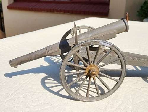 ANTIQUE (1910-1920) SIMON & ROVOLLET DEPOSE FRANCE WW1 HOWITZER LEAD CANNON - SHOOTS MATCHES!