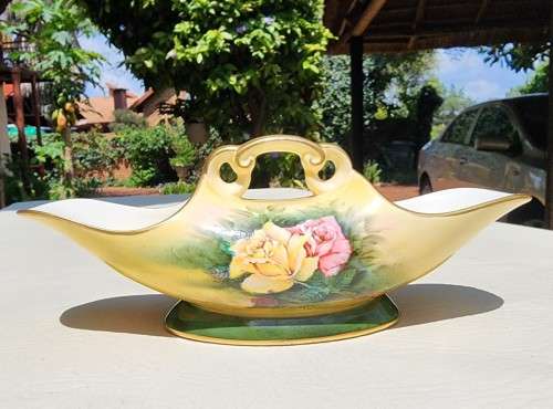 CROWN DEVON FIELDINGS! (1930-1960) LADY HAMILTON BOAT-SHAPED DOUBLE-ENDED FLOWER VASE HAND PAINTED!