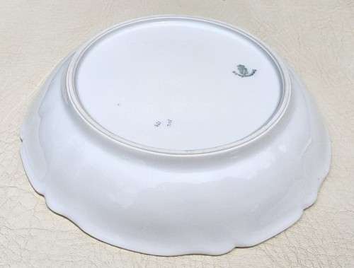 GERMANY NYMPHENBURG! PORCELAIN WALL PLATE HAND PAINTED! - SHIELD AND CROWN MARK (1910-1975)