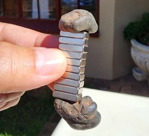 METEORITE FRAGMENTS GROUP OF SIX MAGNETIC PEBBLE CANDIDATES 4 BILLION YEARS OLD