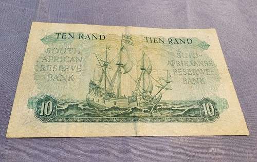 RARE C1 SERIES SA 1961 R10 NOTE (C1 205591 IN ENGLISH OVER AFRIKAANS) JAN VAN RIEBEECK VF