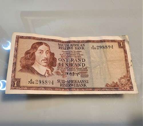 SEVEN OLD SA BANK NOTES FROM THE 2ND (1966-1977) AND 3RD (1978-1991) ISSUES - JAN VAN RIEBEECK