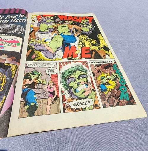 THE INCREDIBLE HULK VOL 1 NO 5 COMIC FROM 1995  GREEN HULK VS GREY HULK