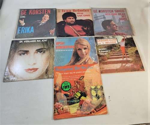GROUP OF 7 AFRIKAANS LPS FROM THE 70S AND 80S INCLUDING TWO BY GE KORSTEN