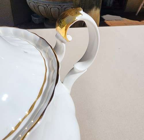 ROYAL ALBERT VINTAGE 1960S-1970S VAL DOR (VALLEY OF GOLD) PATTERN LARGE LIDDED TEAPOT