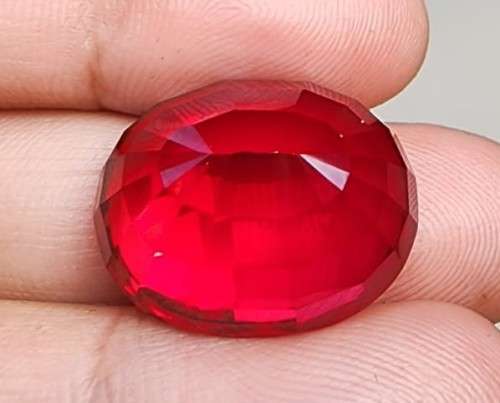 LARGE 38.7CT LAB CREATED OR LAB TREATED RUBY GEMSTONE WITH BEAUTIFUL OVAL CUT  DIFFUSED RUBY