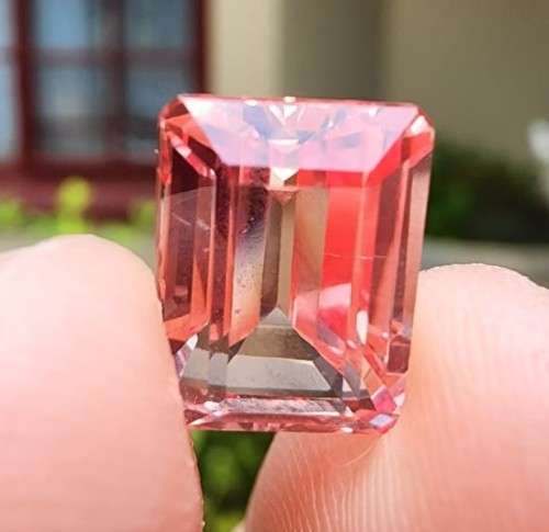 SPARKLING 5,80CT PINK ORANGE (PADPARDSCHA) SAPPHIRE GEMSTONE  NATURAL GEM HEAT TREATED  UV RED!