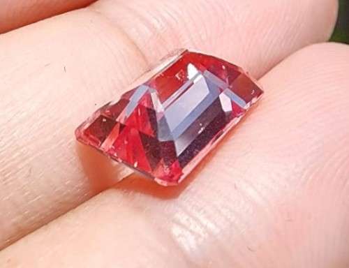 SPARKLING 5,80CT PINK ORANGE (PADPARDSCHA) SAPPHIRE GEMSTONE  NATURAL GEM HEAT TREATED  UV RED!
